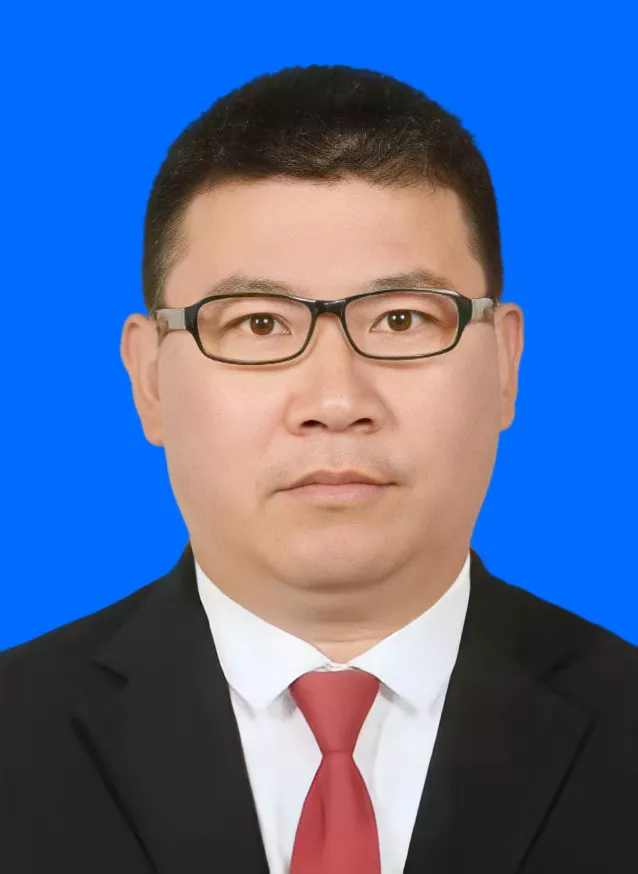 党委委员、副校长：陈代羽