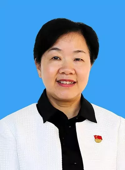党委书记：龙春芬